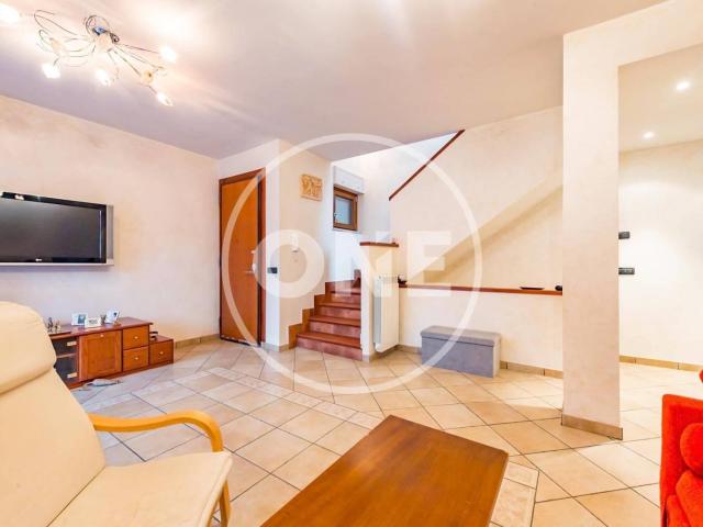 Affittasi Villa, PONTE DI NONA Via Padre Giuseppe Fioravanti, 204 Annunci Roma, Zona Ponte Di Nona Rif.648137