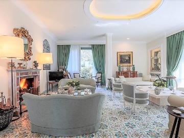 Affittasi Villa, Villa Borghese Bellissima Villa immersa nel Verde Annunci Roma, Zona Parioli Rif.645825
