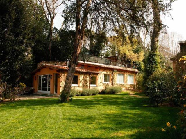 Affittasi Villa, Villa Borghese Piazza del POPOLO villino vista mozzafiato Annunci Roma, Zona Flaminio Rif.629375