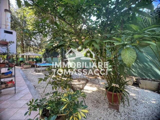 Affittasi Villa, Villetta Annunci Roma, Zona Labaro Rif.646160