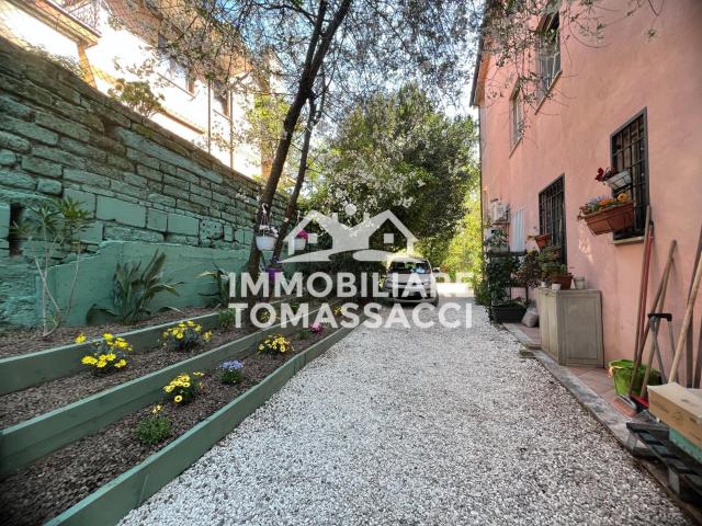 Affittasi Villetta a schiera, Villetta bifamiliare Annunci Roma, Zona Romanina Rif.624327
