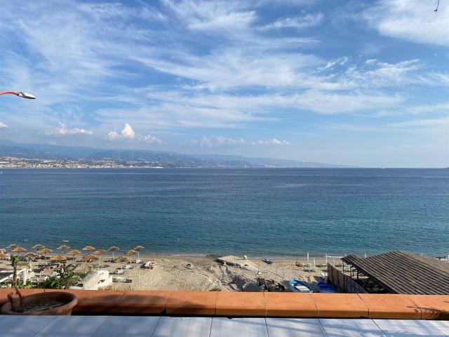 Affitto Mansarda, in zona PARADISO / CONTEMPLAZIONE / SANTAGATA, MESSINA