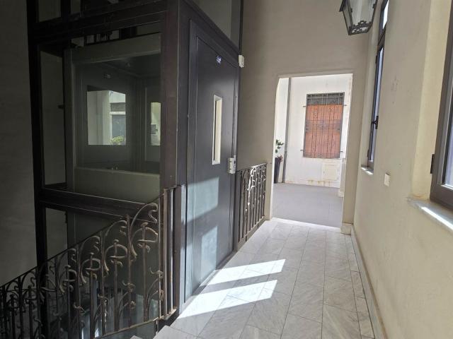 Affitto Attico, in zona C. STORICO: DUOMO, VIA GARIBALDI, C.SO CAVOUR, MESSINA