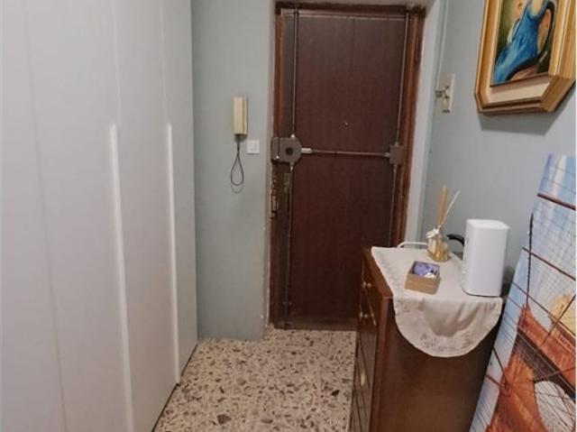 Affitto a referenziati in zona Vanchiglia in stabile signorile bilocale