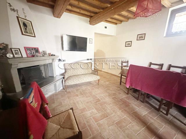 Affitto Si Affitta Casa singola in pietra
