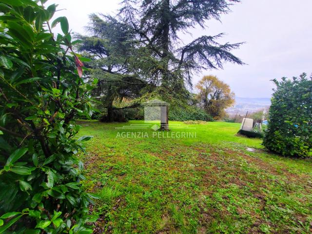 AFFITTO ALL INCLUSIVE BICAMERE ARREDATO CON GIARDINO IN COLLINA