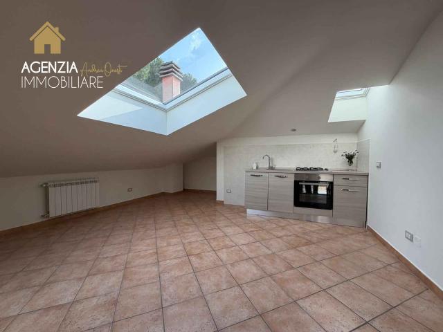 Affitto Appartamento Trilocale a Rocca di Papa Spazio e Comfort