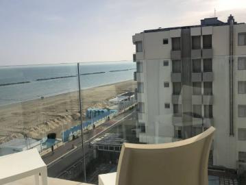 AFFITTO APPARTAMENTO VISTA MARE PESARO ZONA MARE AB 5