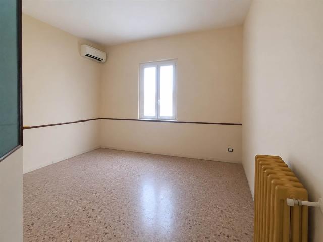 Affitto Appartamento, in zona MAZZINI, FIRENZE