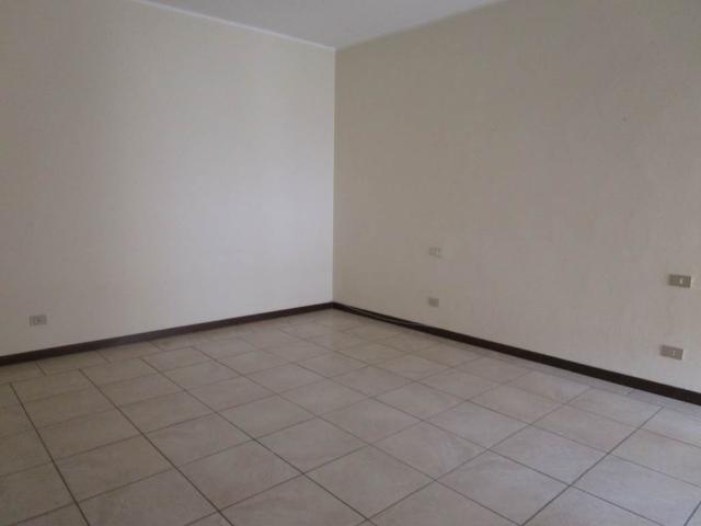 Affitto Appartamento, in zona B.RA GENOVA, PIACENZA