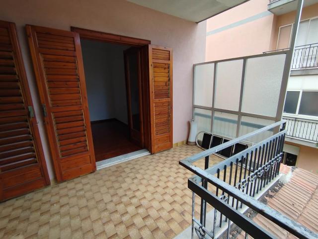 Affitto Appartamento, in zona BEDDIO/GESUITI PIANETTI, RAGUSA