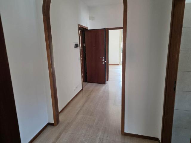 Affitto Appartamento, in zona BELVEDERE, PIACENZA