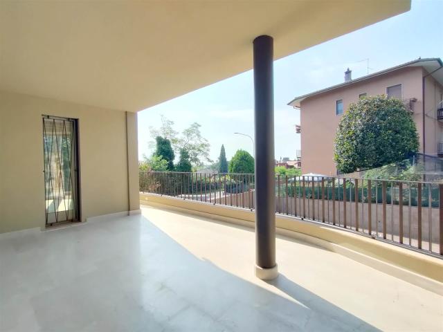 Affitto Appartamento, in zona BIONDELLA, VERONA