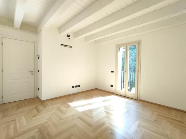 Affitto Appartamento, in zona BIONDELLA, VERONA