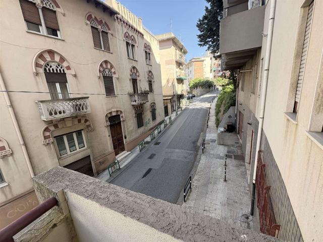 Affitto Appartamento, in zona BOCCETTA / CRISTO RE, MESSINA