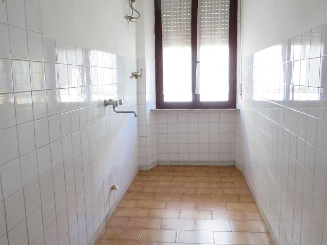 Affitto Appartamento, in zona BORGO CAPPUCCINI, LIVORNO
