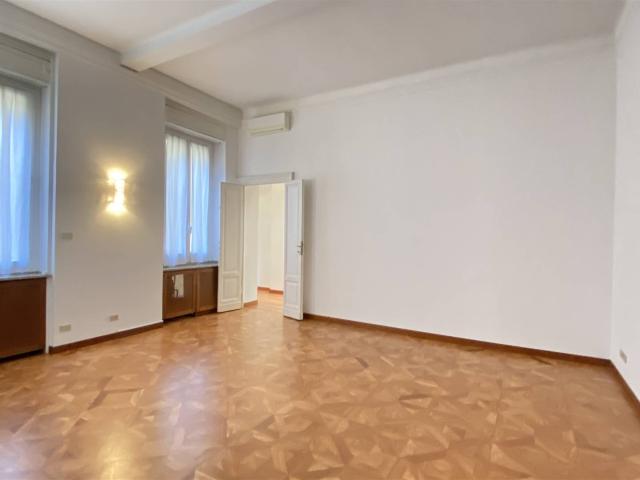 Affitto Appartamento, in zona BRERA, MILANO