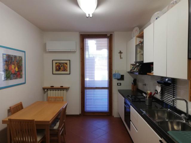 Affitto Appartamento, in zona BROZZI, FIRENZE