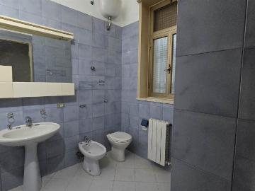 Affitto Appartamento, in zona CAIROLI / SAN MARTINO / TRIBUNALE, MESSINA