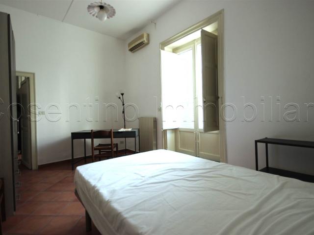 Affitto Appartamento, in zona CALATAFIMI, PALERMO