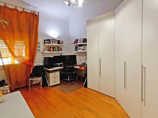 Affitto Appartamento, in zona CAMPO DI MARTE, FIRENZE