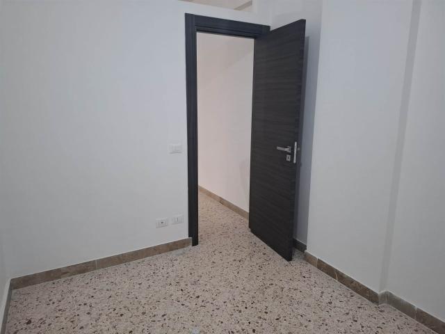 Affitto Appartamento, in zona CAPPUCCINI, PALERMO