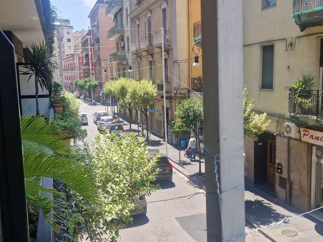 Affitto Appartamento, in zona CARMINE, SALERNO