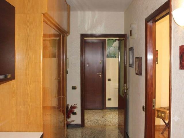 Affitto Appartamento, in zona CARMINE, SALERNO