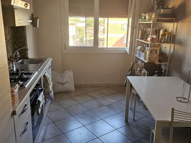 Affitto Appartamento, in zona CAREGGI, FIRENZE