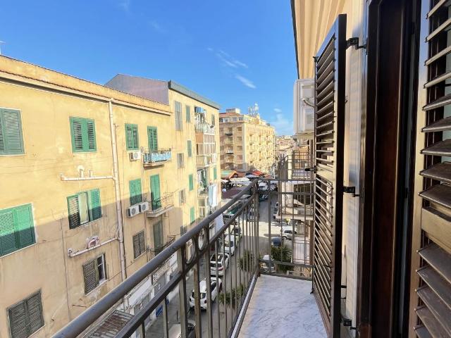 Affitto Appartamento, in zona CENTRO STORICO, PALERMO