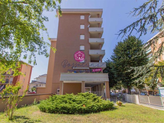 Affitto Appartamento, in zona CLINICA PIACENZA, PIACENZA