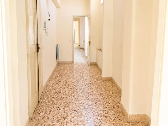 Affitto Appartamento, in zona CORSO DELLE PROVINCE, CATANIA