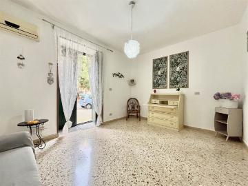 Affitto Appartamento, in zona CORSO TUKORY, PALERMO