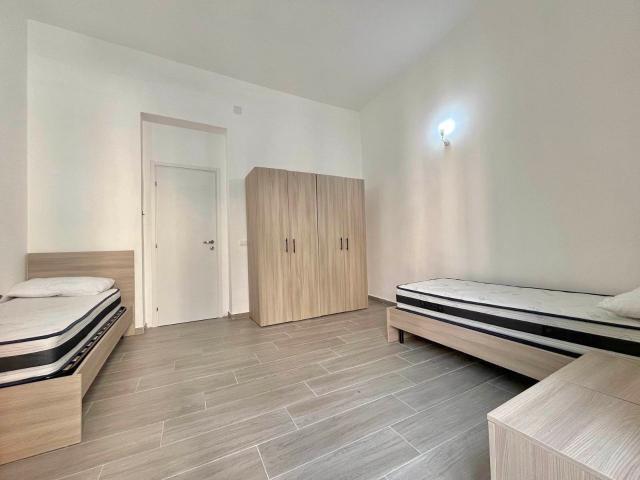 Affitto Appartamento, in zona CORSO TUKORY, PALERMO