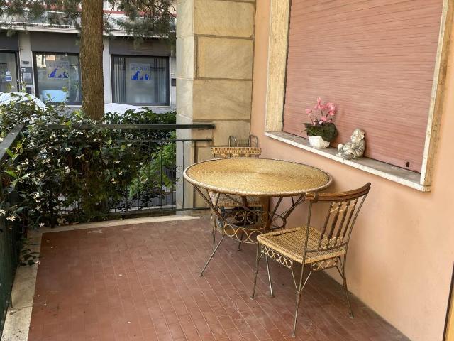 Affitto Appartamento, in zona COVERCIANO, FIRENZE
