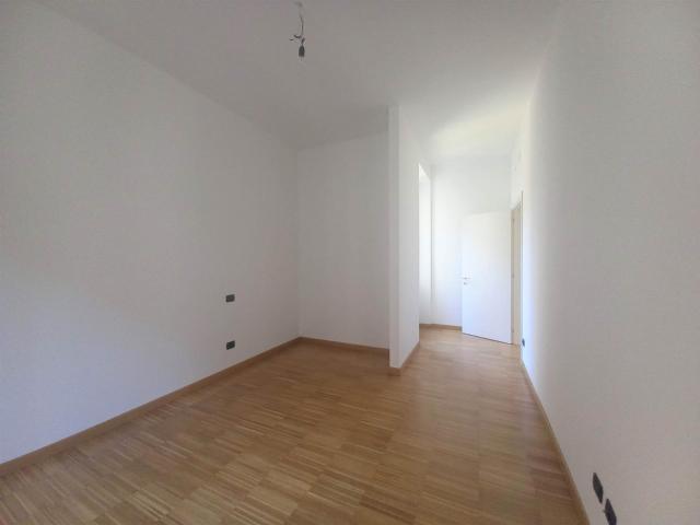 Affitto Appartamento, in zona DATEO, MILANO