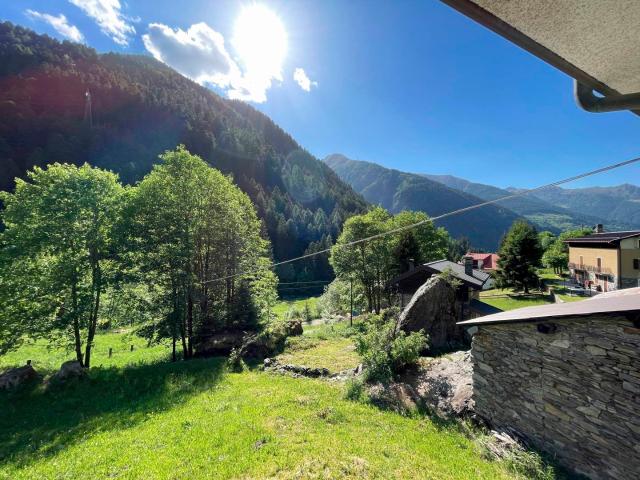 Affitto Appartamento, in zona FENILE, GEROLA ALTA