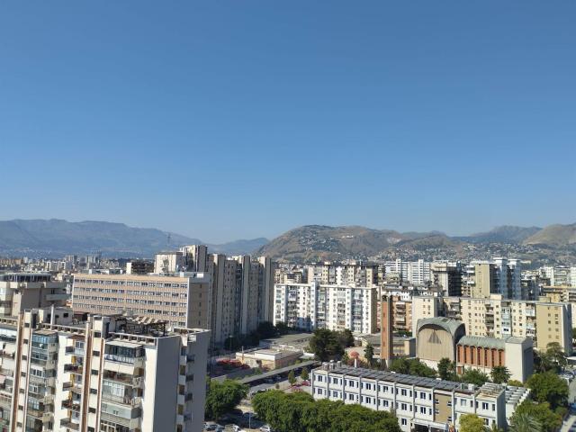 Affitto Appartamento, in zona GALILEI, PALERMO