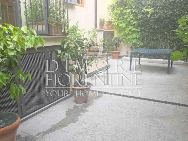 Affitto Appartamento, in zona LUNGARNO DELLA ZECCA VECCHIA, FIRENZE