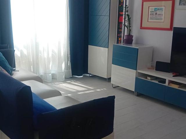 Affitto Appartamento, in zona PASTENA, SALERNO