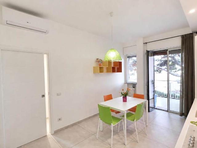 Affitto Appartamento, in zona PICONE, BARI