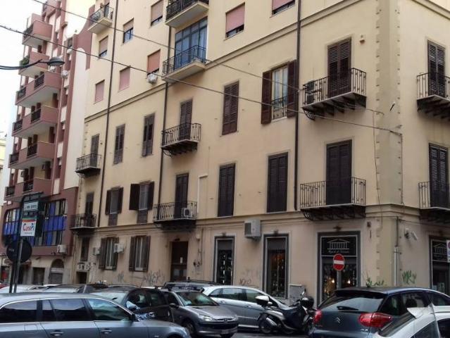 Affitto Appartamento, in zona Politeama, PALERMO