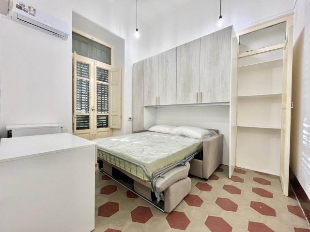 Affitto Appartamento, in zona POLICLINICO, PALERMO