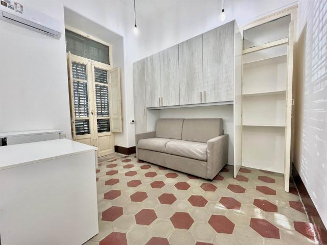 Affitto Appartamento, in zona POLICLINICO, PALERMO