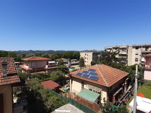 Affitto Appartamento, in zona PONZANO MAGRA, SANTO STEFANO DI MAGRA