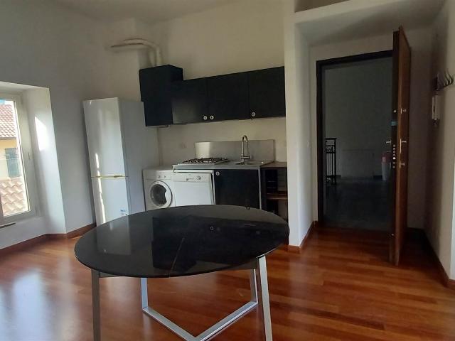 Affitto Appartamento, in zona PORTA ROMANA, MILANO