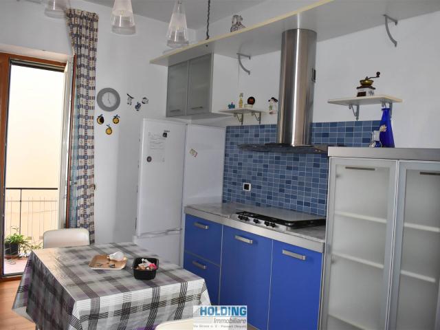 Affitto Appartamento, in zona POZZUOLI, POZZUOLI