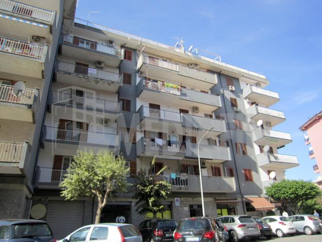 Affitto Appartamento, in zona ROSSANO CENTRO SCALO, CORIGLIANO ROSSANO