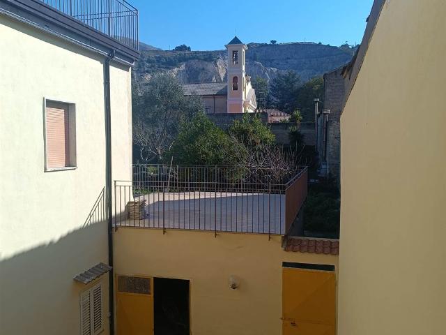 Affitto Appartamento, in zona SAN CLEMENTE, CASERTA