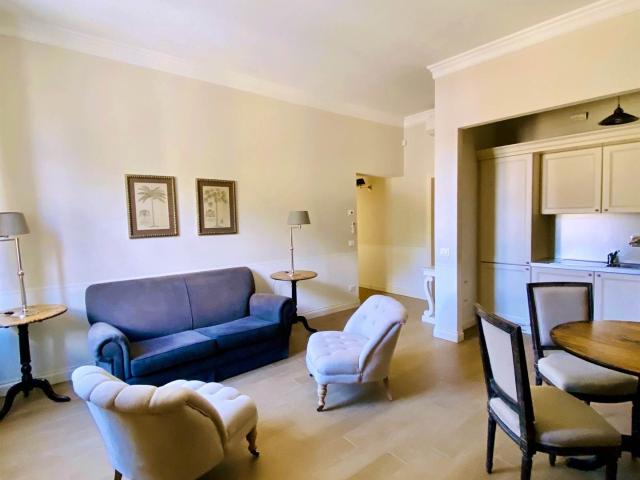 Affitto Appartamento, in zona SAN FREDIANO, FIRENZE